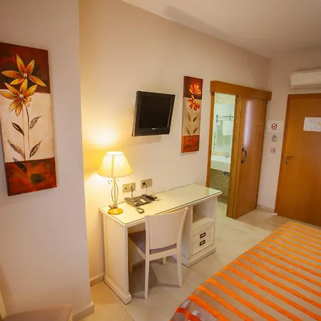 Versalles 3*