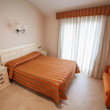 Versalles Hotel