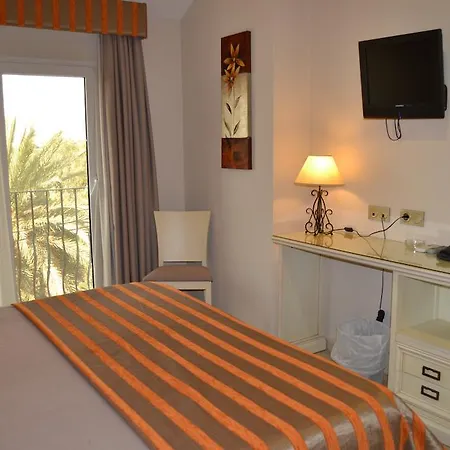 Versalles Hotel 3*