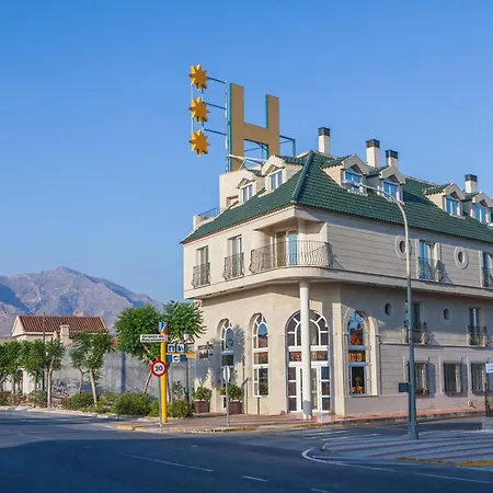 Hotell Versalles Granja de Rocamora