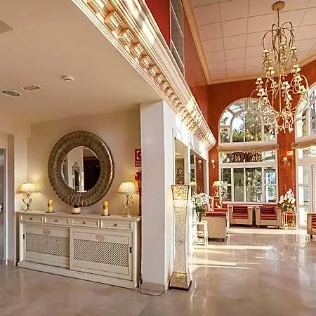 Versalles Hotel 3*