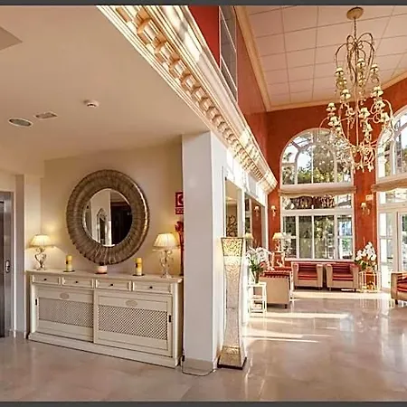 Versalles Hotel 3*
