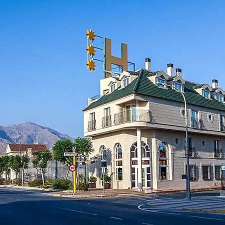 Hotel Versalles