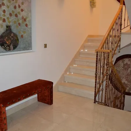 מלון Versalles 3*