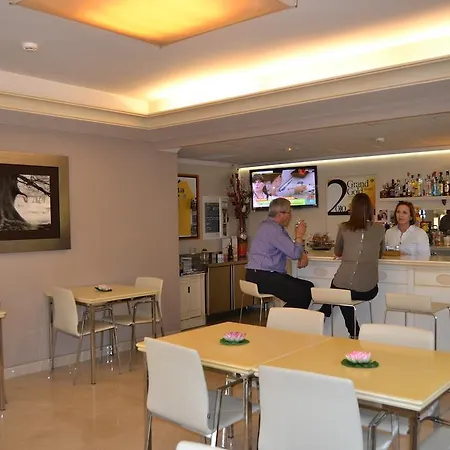 Hotel Versalles 3*